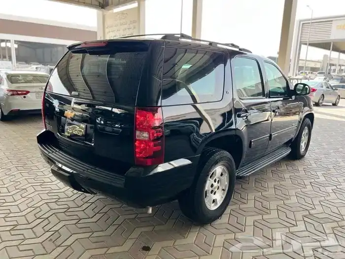 شيفروليه تاهو 2014 سعودي بدون دبل ماشي 249 الف 3