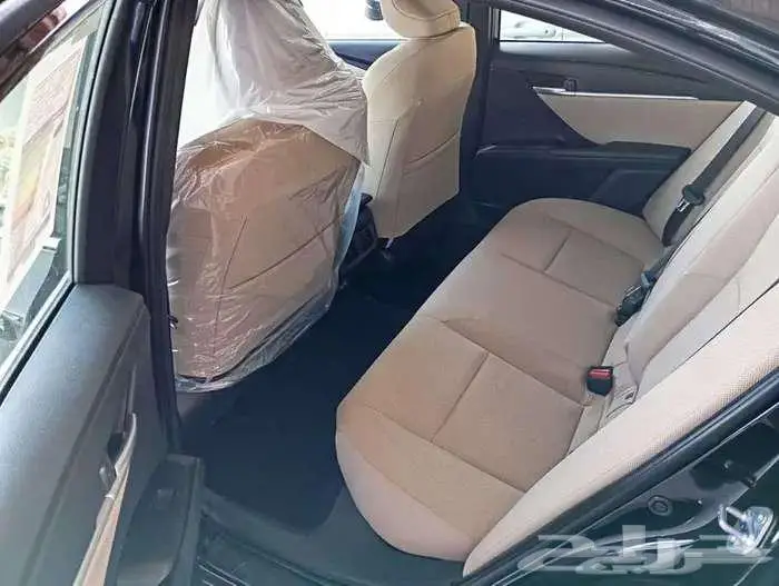 تويوتا كامري E استاندر 2025 بنزين 6