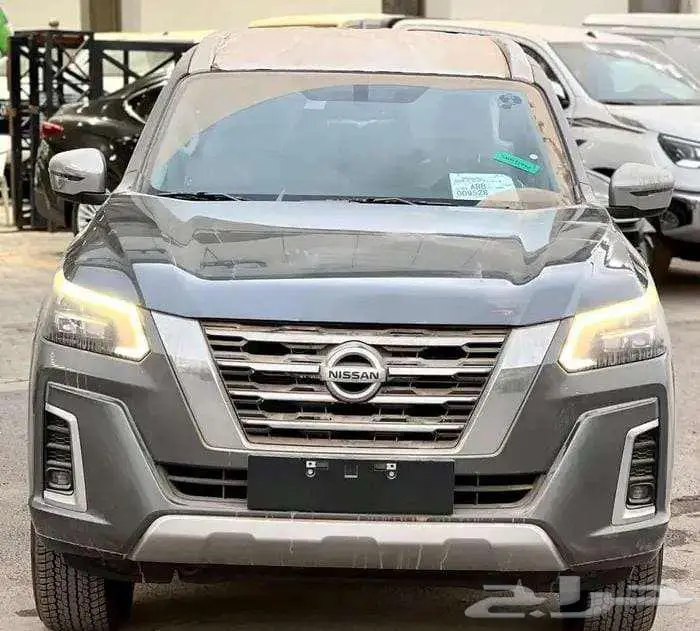 تتوفر فئات نيسان اكستيرا 2024 اصفار لمبيعات النقد والبنوك 11