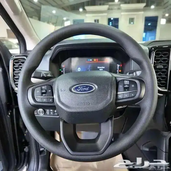 فورد ايفرست XLS استاندر 2025 6