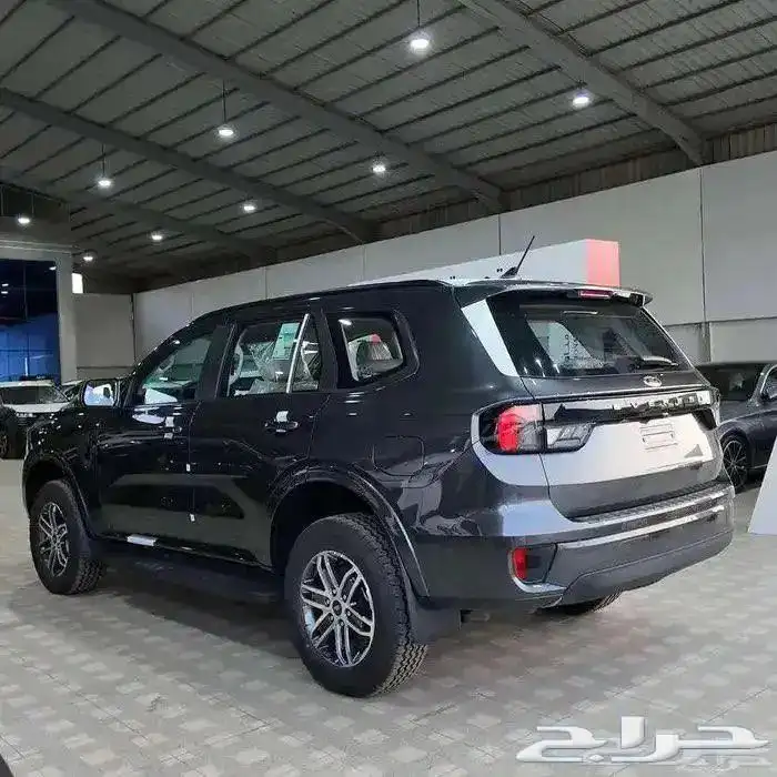 فورد ايفرست XLS استاندر 2025 2
