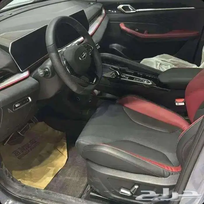 جيلي كوالراي استندر موديل 2025 3