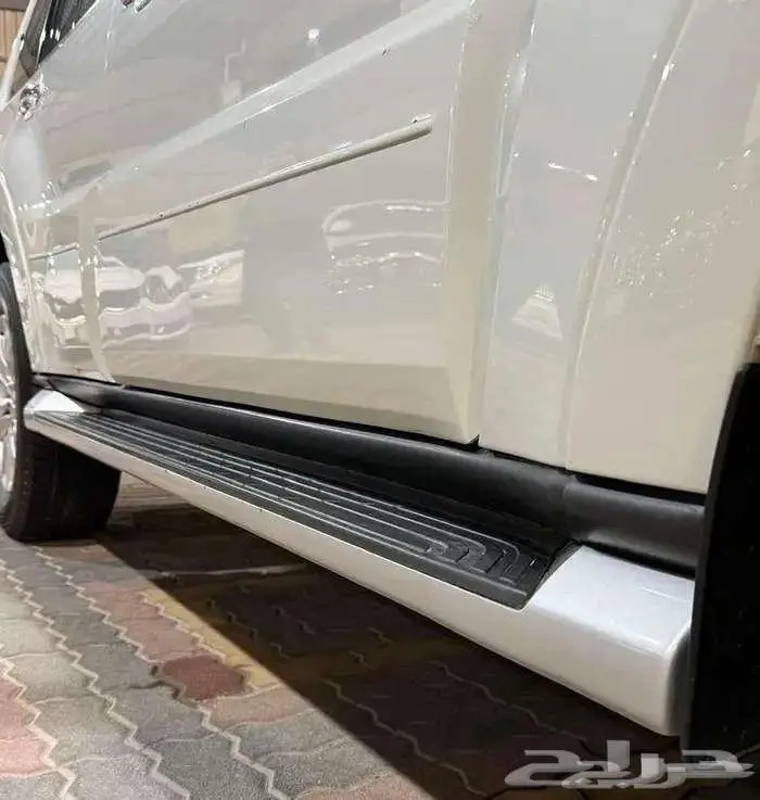 للبيع مستوبيشي باجيرو 2017 مكينة كبيره 3.8 سعودي V6 14