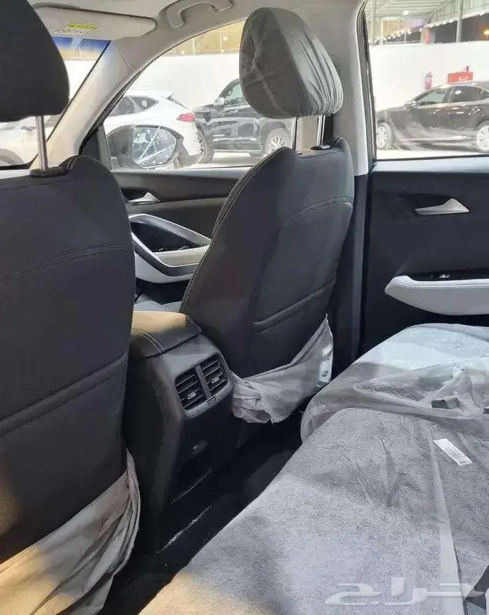 تتوفر فئات نيسان اكستيرا 2024 اصفار لمبيعات النقد والبنوك 10