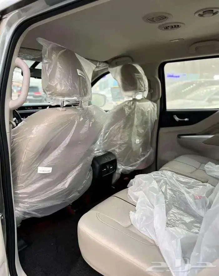 تتوفر فئات نيسان اكستيرا 2024 اصفار لمبيعات النقد والبنوك 12