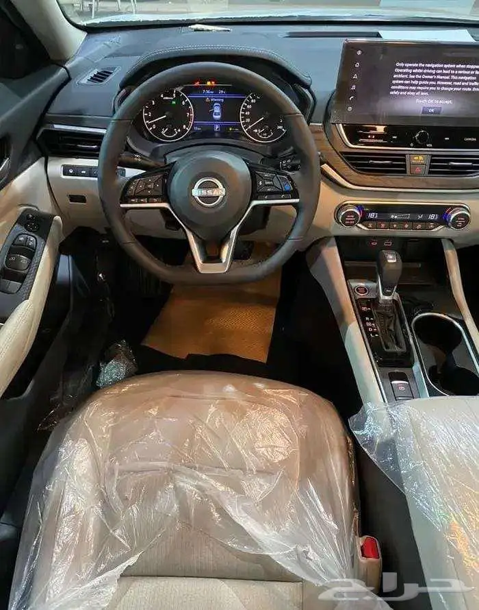 تتوفر فئات نيسان التيما اصفار لمبيعات النقد والبنوك باقل ربح 9