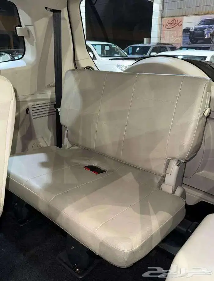 للبيع مستوبيشي باجيرو 2017 مكينة كبيره 3.8 سعودي V6 44