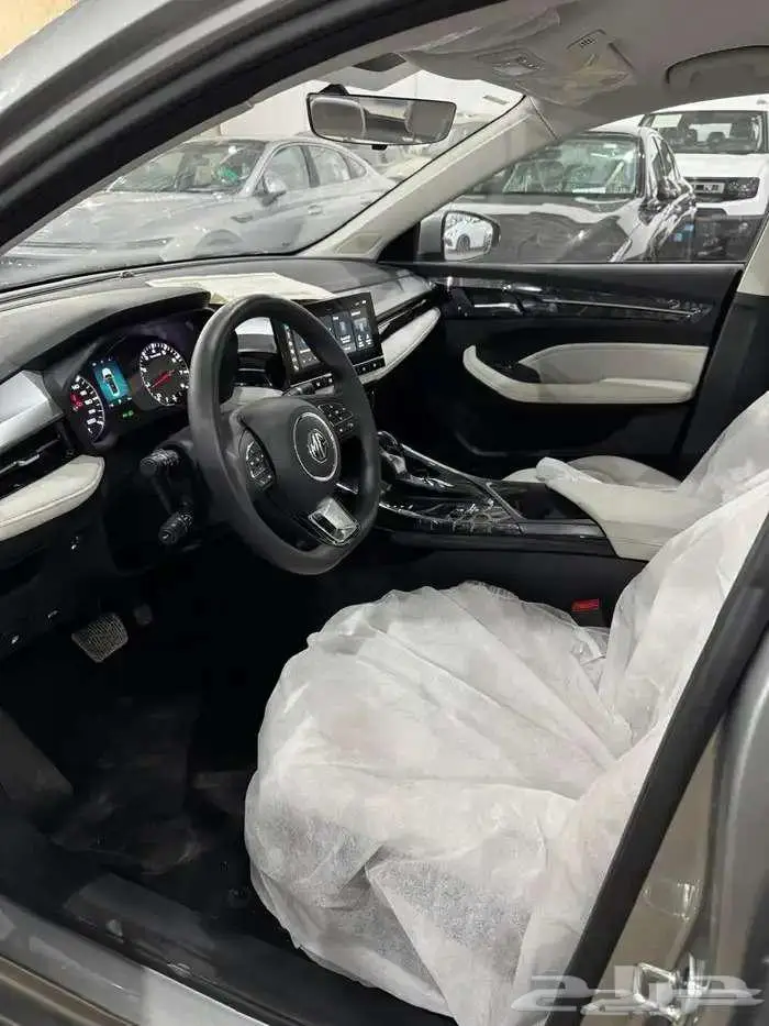 ام جي 5 ستاندر 2025 الشكل الجديد لعملاء الكاش والاقساط 5