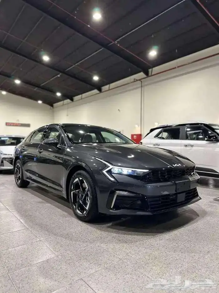 كيا K5 ستاندر مطور بصمة بانوراما موديل 2025 1