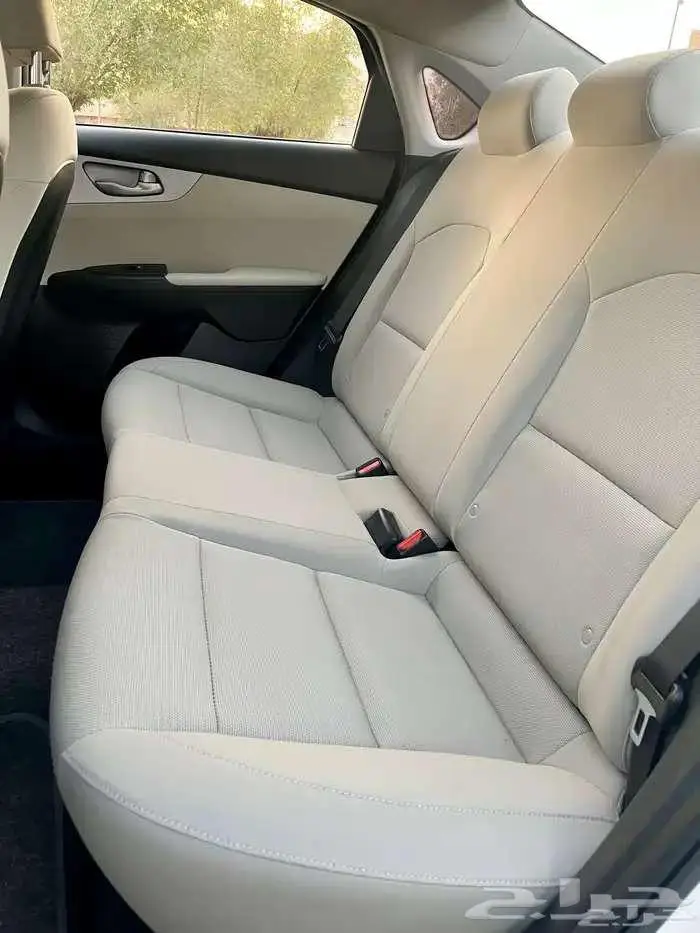 كيا سيراتو 2024 استاندر ( بحالة الوكالة ) 10