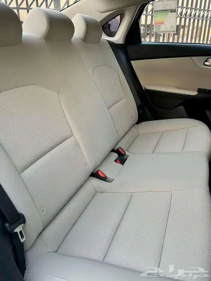 كيا سيراتو 2024 استاندر ( بحالة الوكالة ) 13