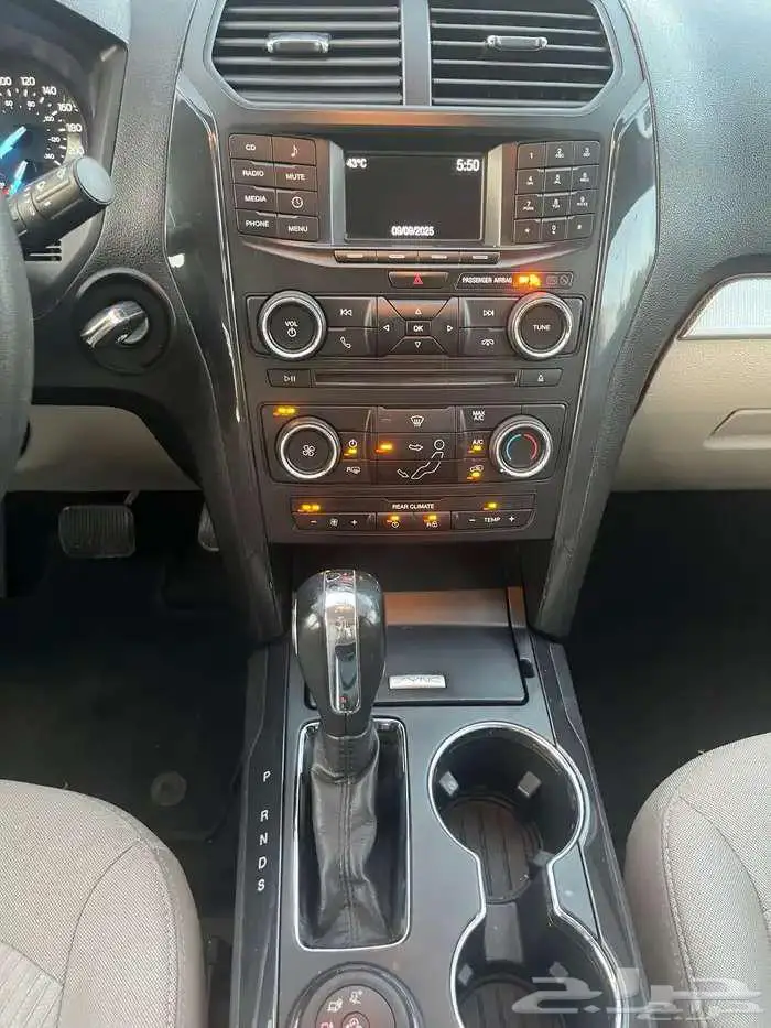 فورد اكسبلور 2018 ( دبل ) 9