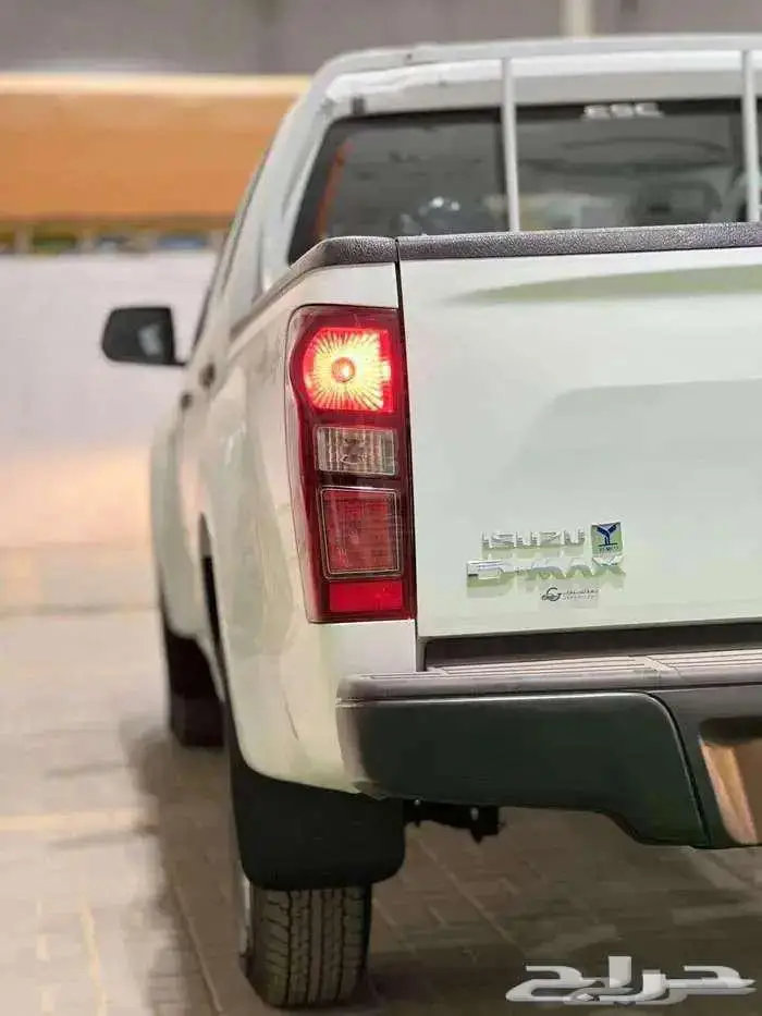 ايسوزو ديماكس غمارتين ستاندر بدون دبل 2026 3