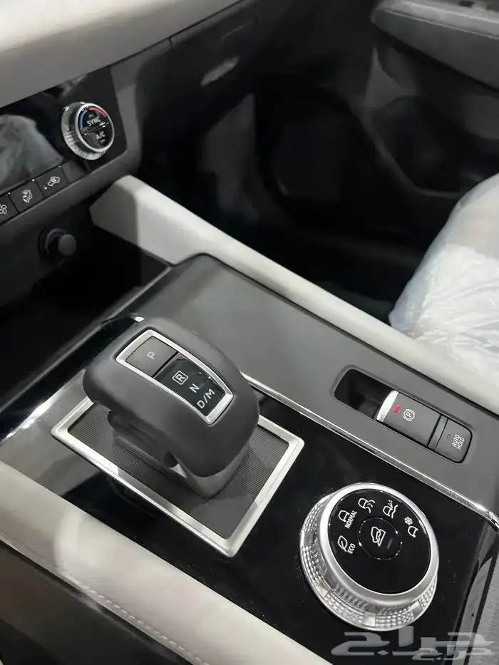 ميتسوبيشي اوتلاندر 2025 ب 95900 شامل 7 مقاعد بصمة اسود ملكي 10