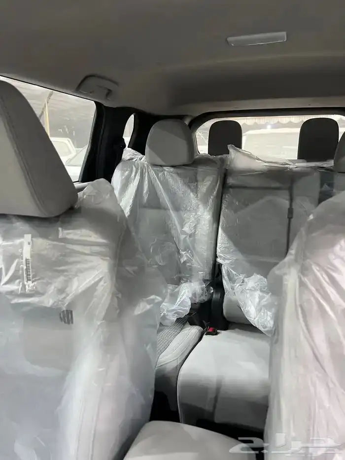 ميتسوبيشي اوتلاندر 2025 ب 95900 شامل 7 مقاعد بصمة اسود ملكي 11