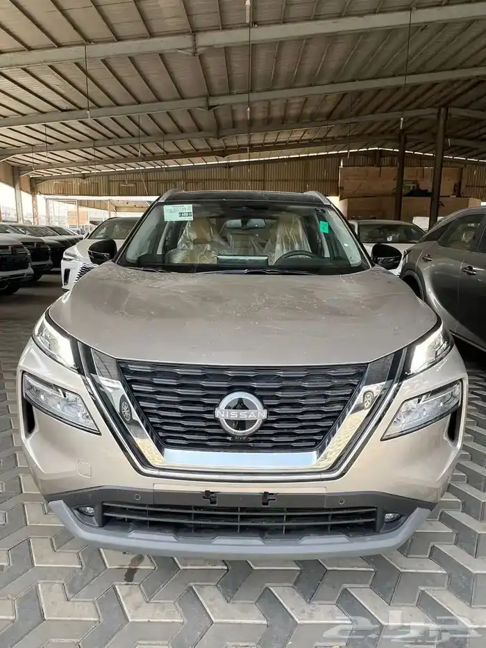 نيسان اكستريل 2025 SV بلس 1