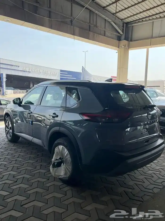 نيسان اكستريل 2025 SV بلس 4
