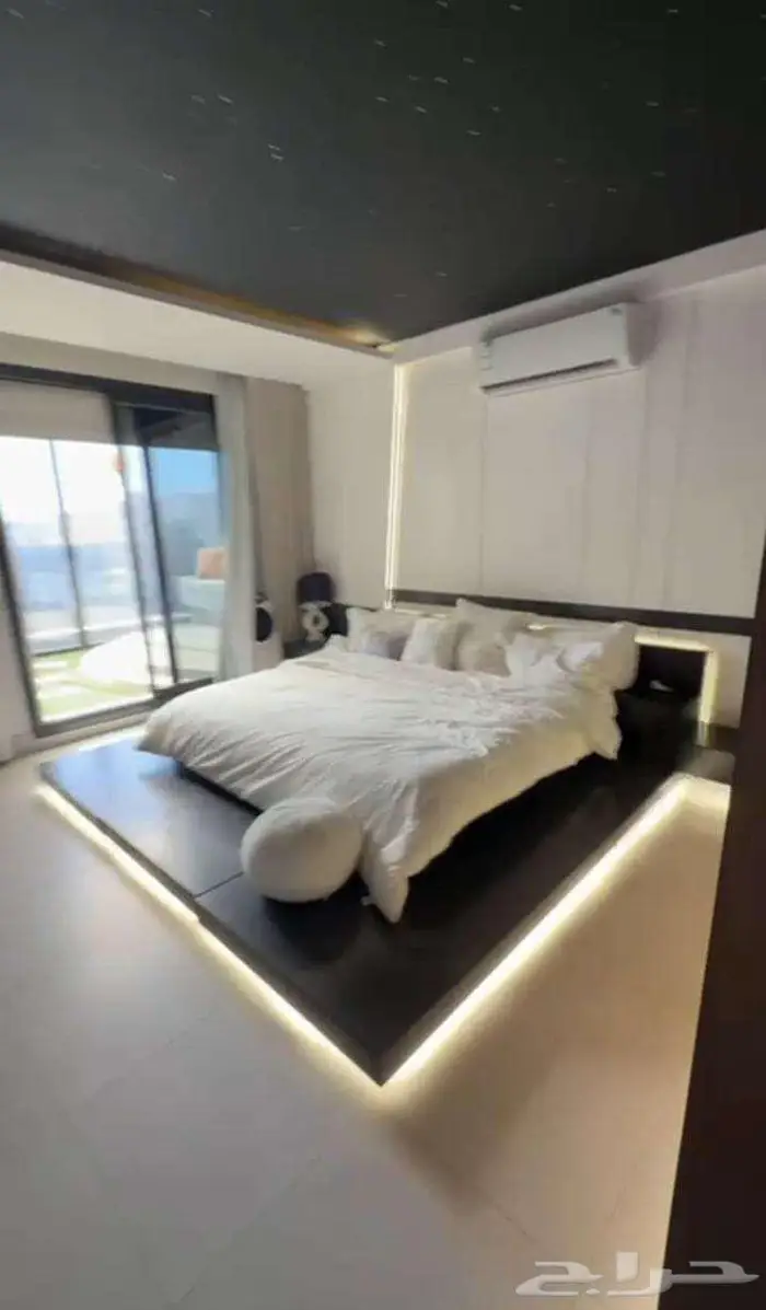 للبيع فيلا فاخرة بحي العارض بمدينة الرياض 2