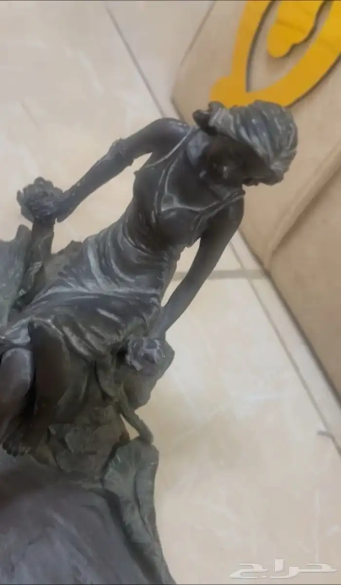 تمثال برونز أوروبي 0