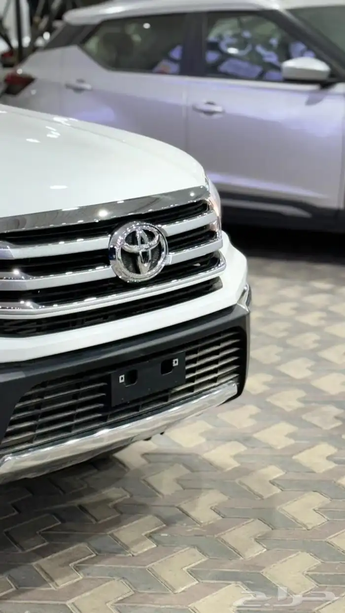 تويوتا هايلكس 2025 18