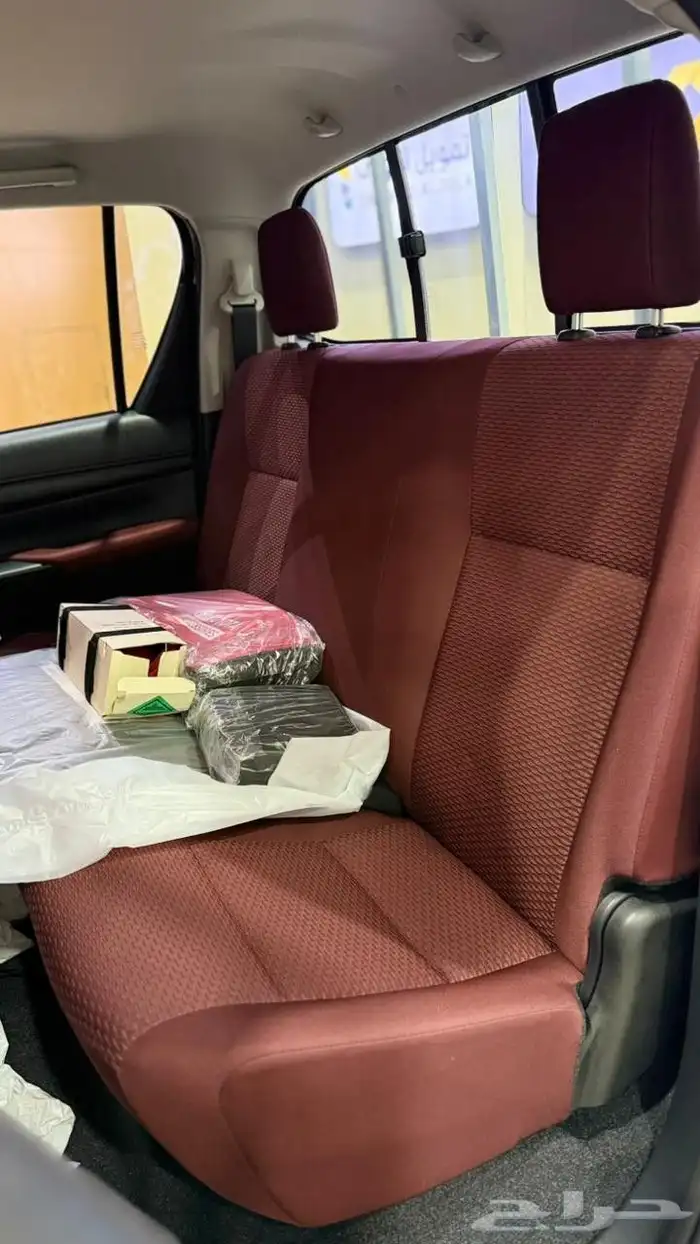 تويوتا هايلكس 2025 4