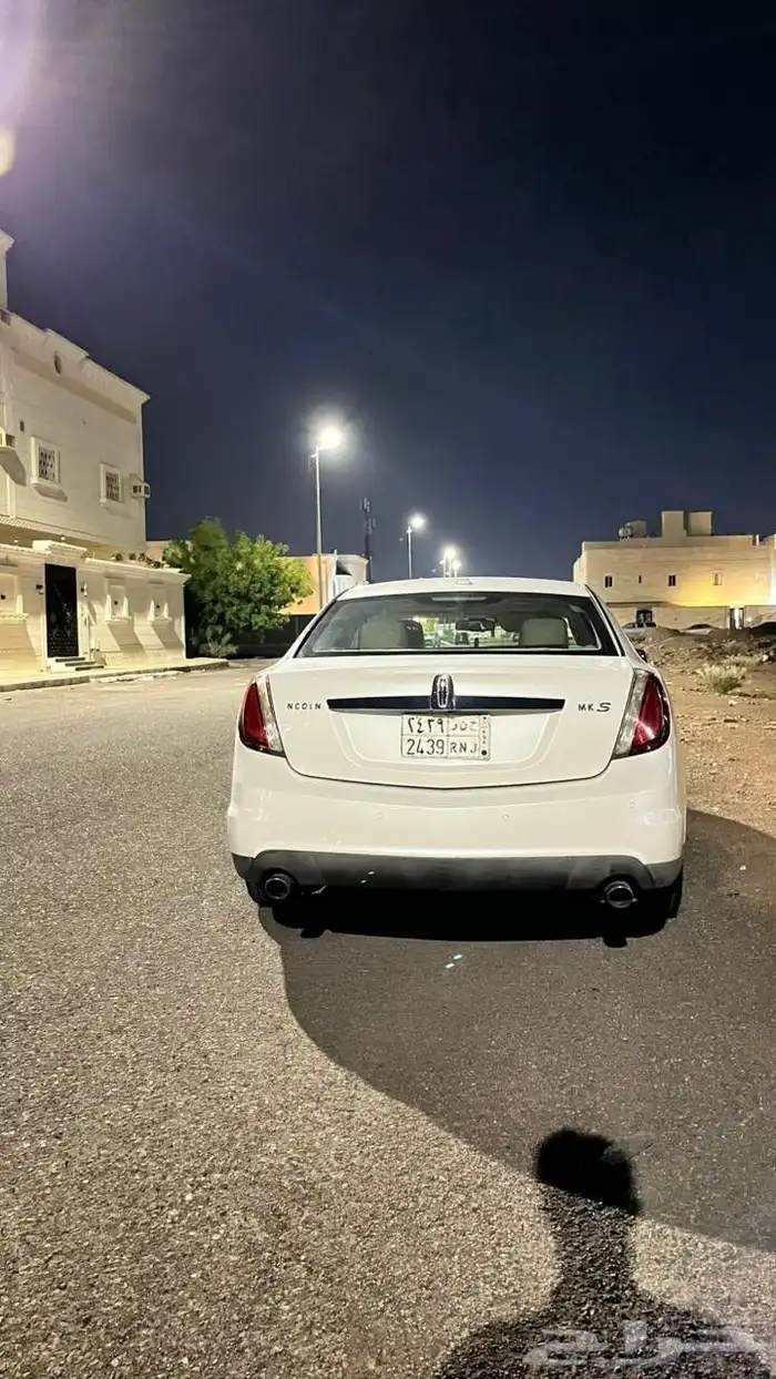 السلام عليكم ورحمة الله وبركاته   للبيع لينكولنmks 2010 ا 8