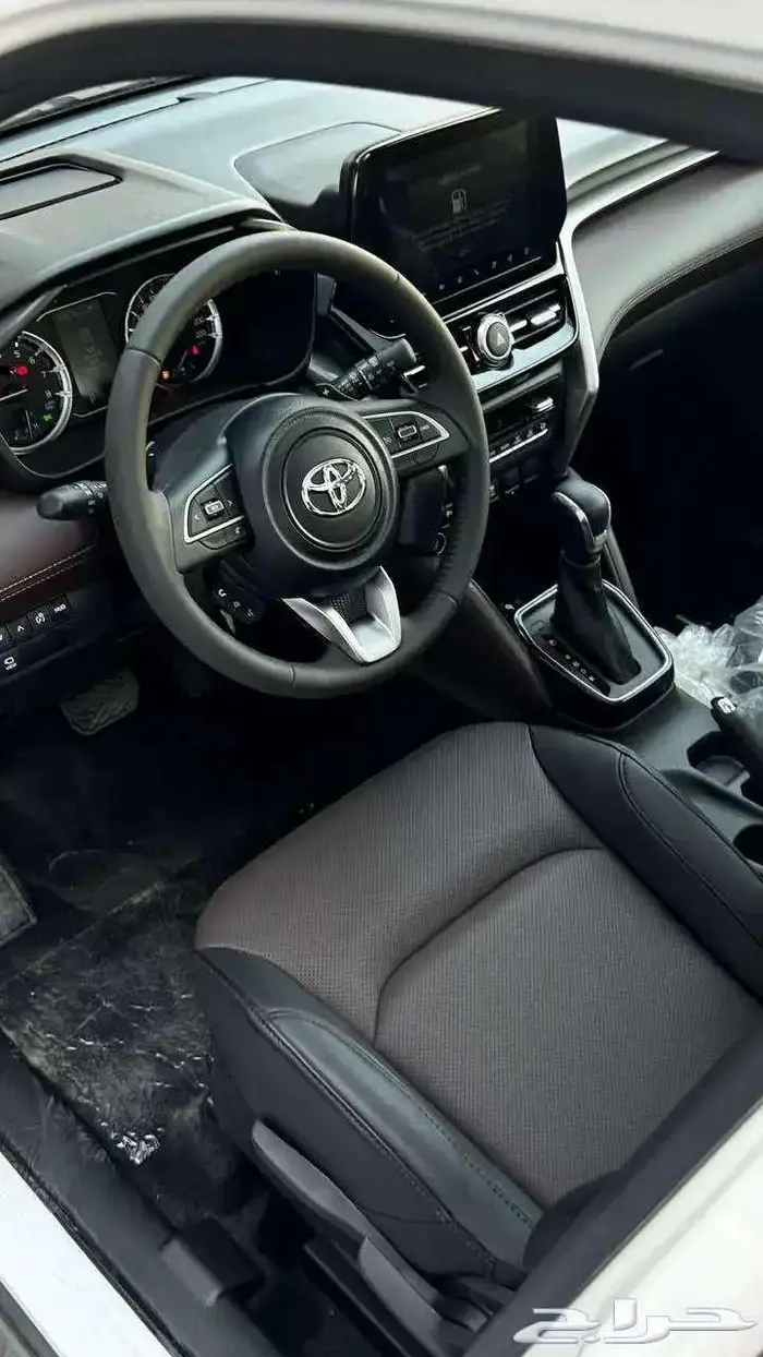تويوتا اوربان GLX فل كامل 2026 كاش او اقساط 8