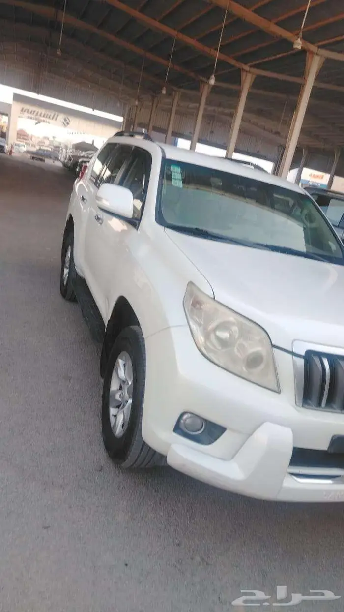 توياتا برادوا 2013 لؤلؤي 4 سلندر اتوماتيك نظيف بودي ومحركات 4