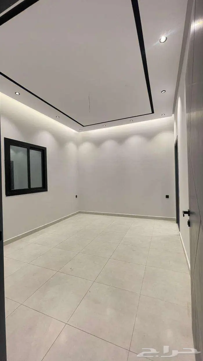 شقة للايجار جديده بحي النزهه مكونه من 4 غرف 4