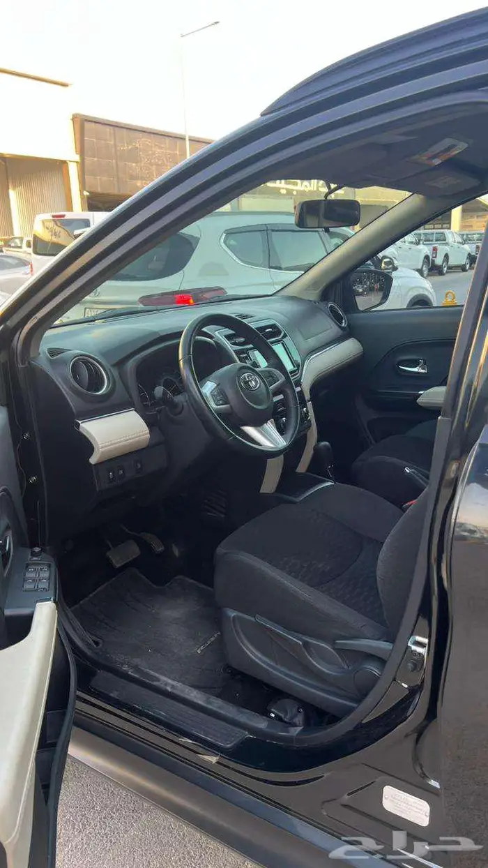 تويوتا راش موديل 2023- معرض خلف للسيارات 12