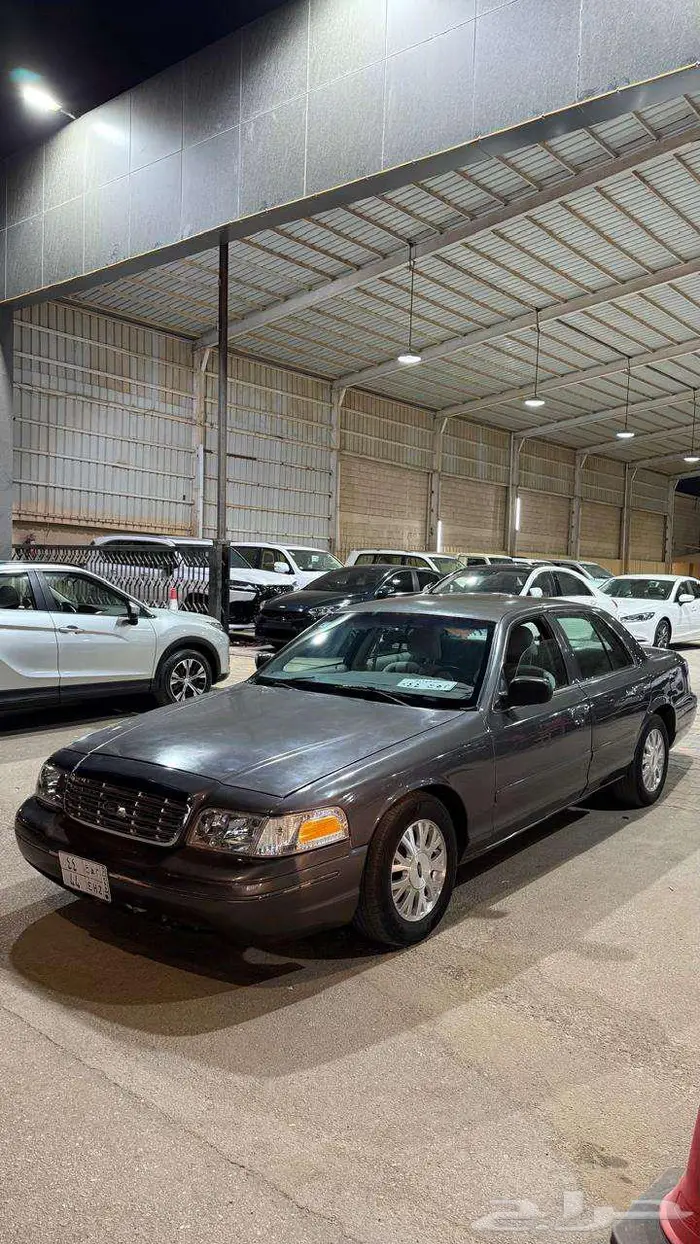 فورد فيكتوريا 2003 عداد 274000 1