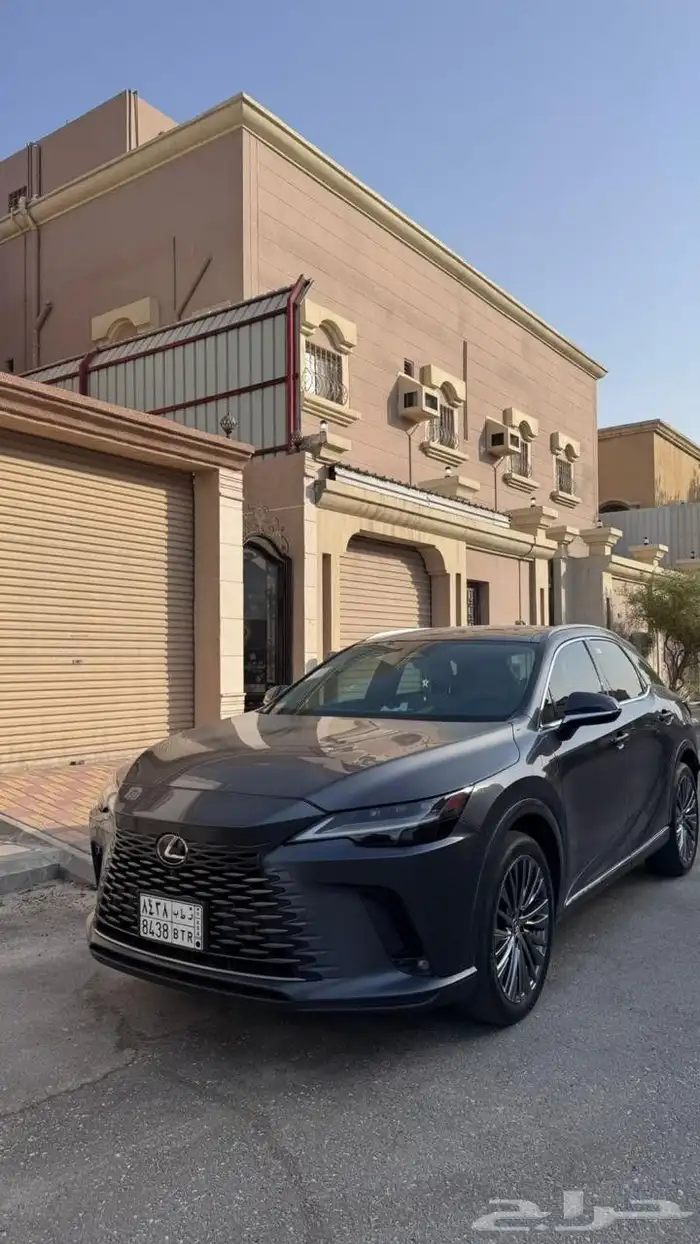 ليكزس rx350 موديل 2023 أعلى فئه 1