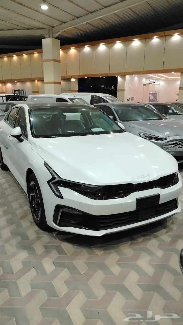 كيا K5 ستاندر مطور بصمة فتحة سقف 2025 كاش وتقسيط منتهي بالتم 0