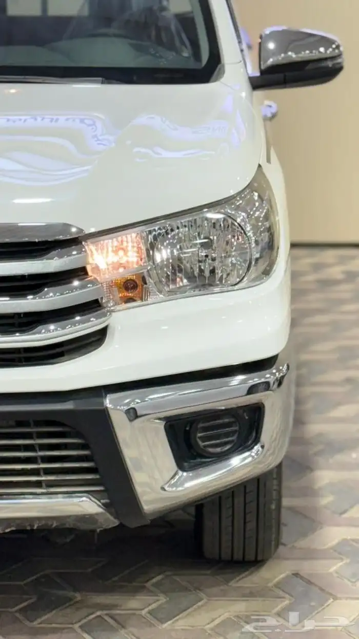 تويوتا هايلكس 2025 15