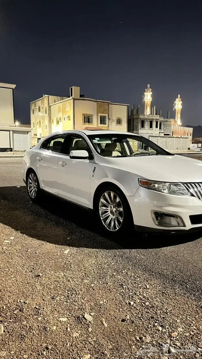 السلام عليكم ورحمة الله وبركاته   للبيع لينكولنmks 2010 ا 9