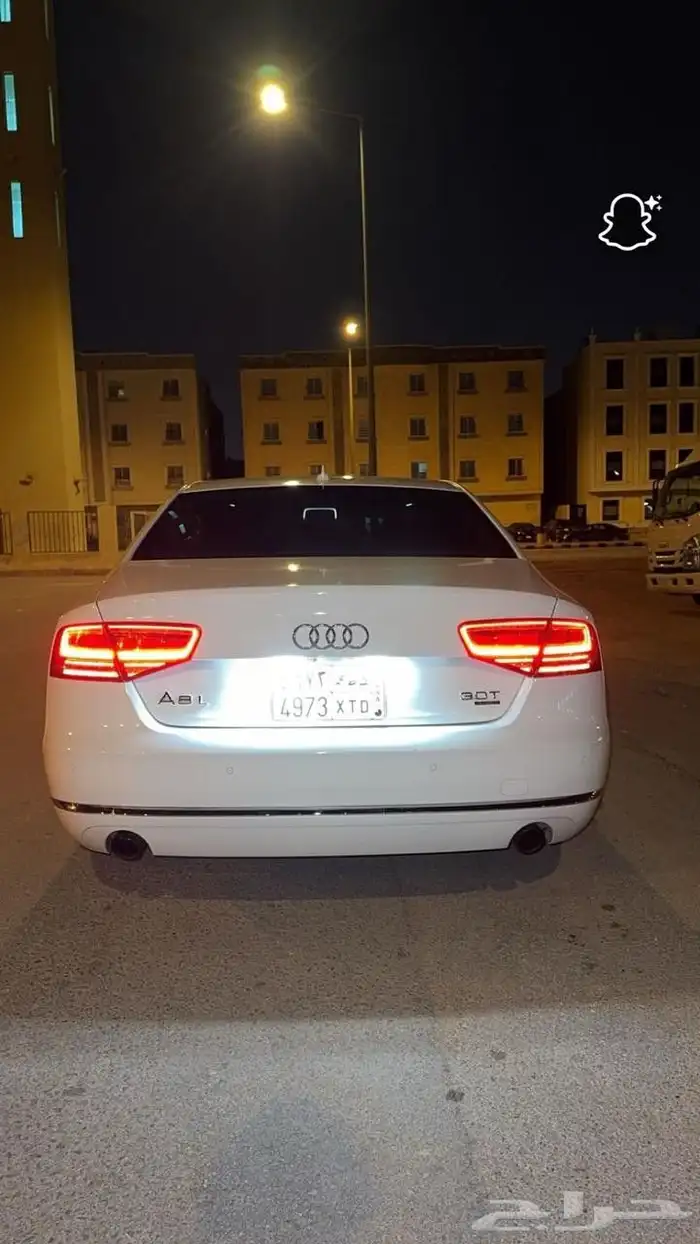 اودي 2012 A8 5