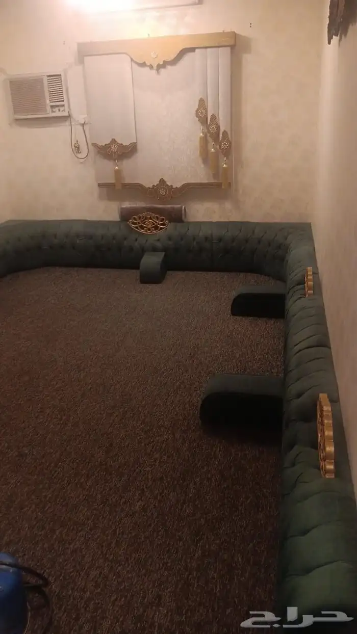 مجلس للبيع اخوه الجديد محايل عسير 6في4 0