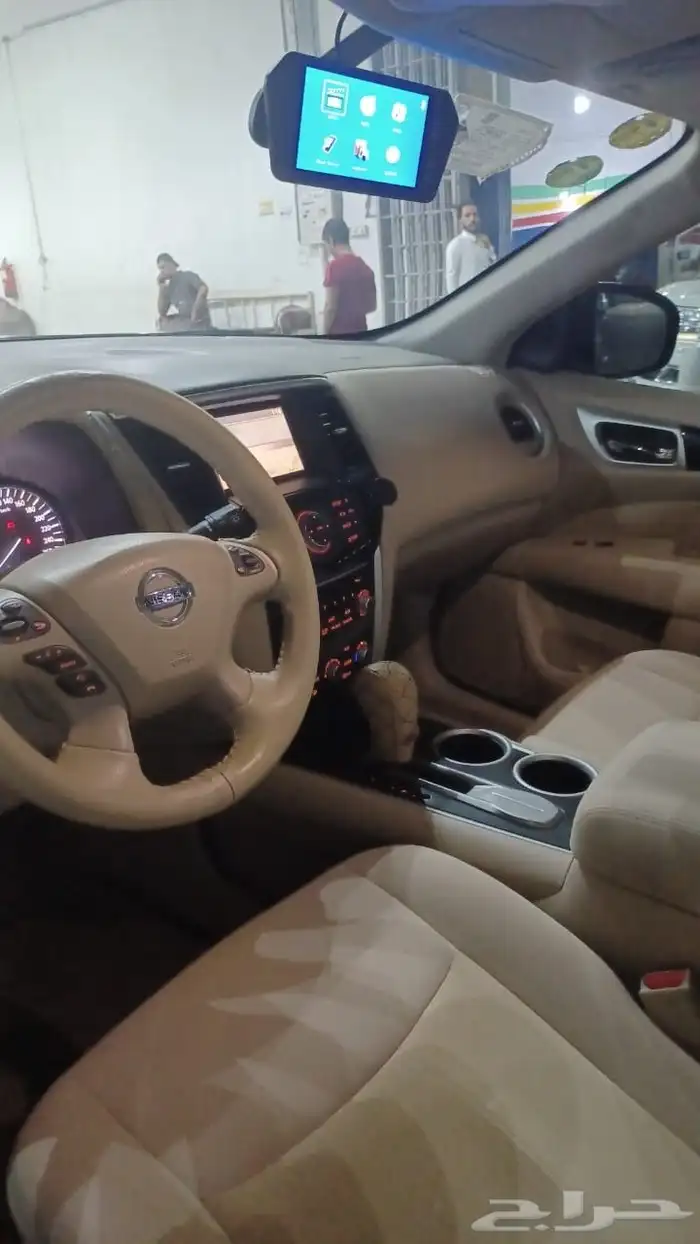 نيسان باثفندر 2013 4