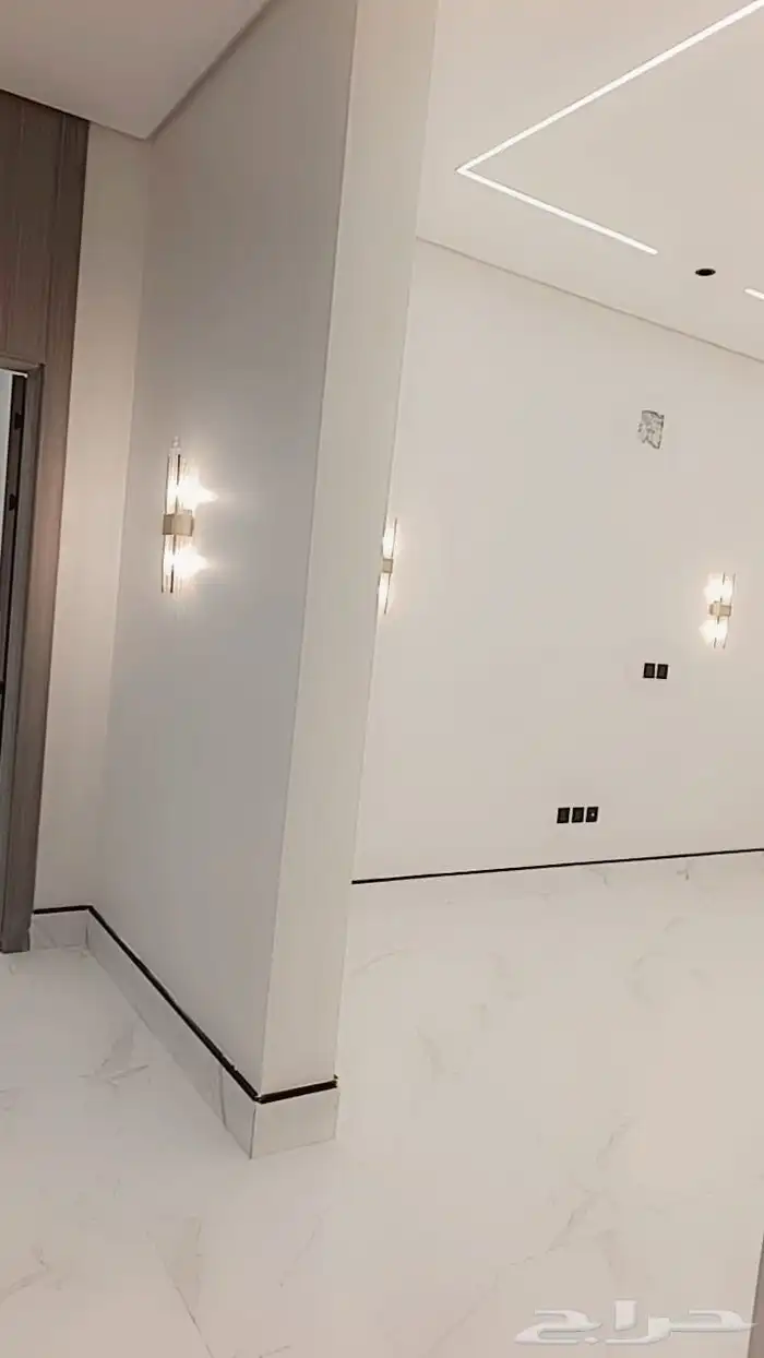 للبيع فيلا منفصله مع شقة مسروقة بالعروبه الجنوبيه 2