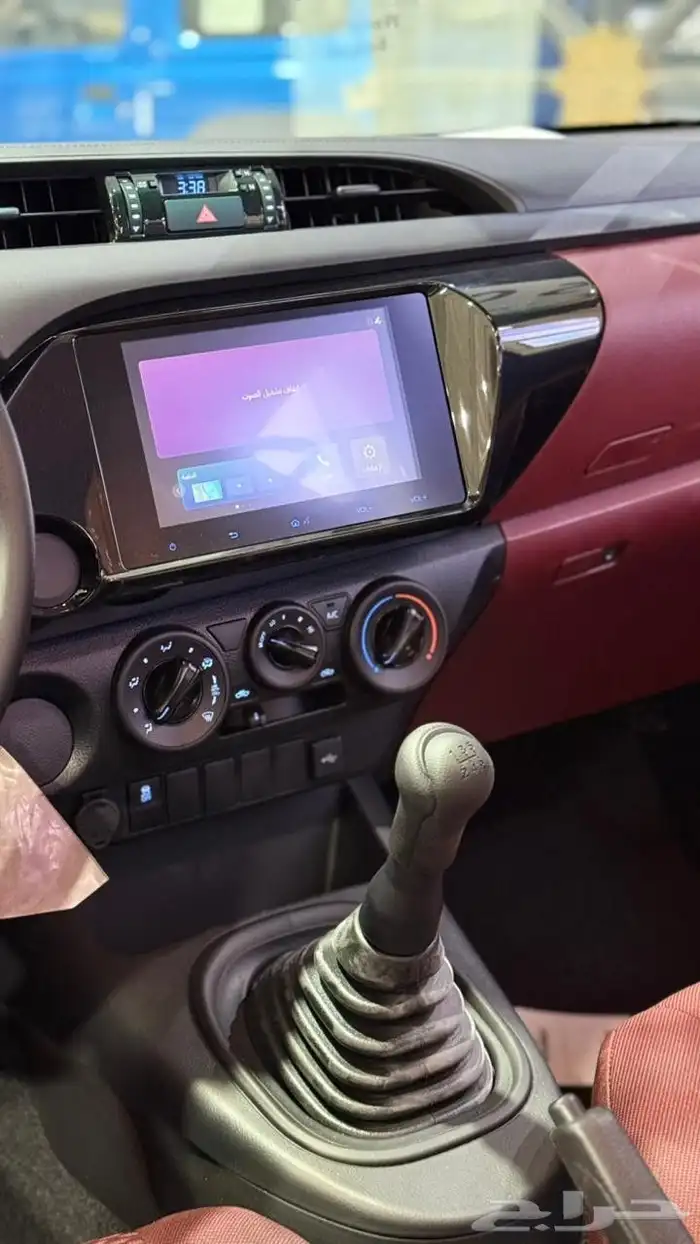 تويوتا هايلكس 2025 9