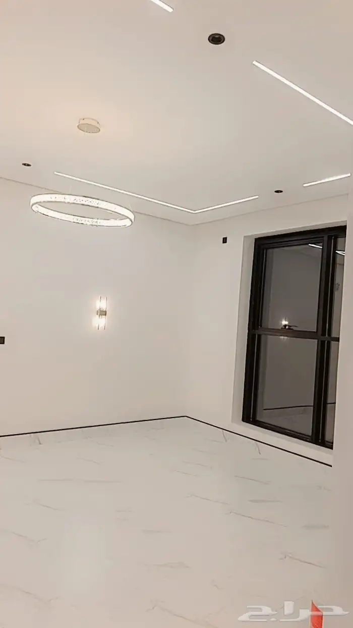 للبيع فيلا منفصله مع شقة مسروقة بالعروبه الجنوبيه 3