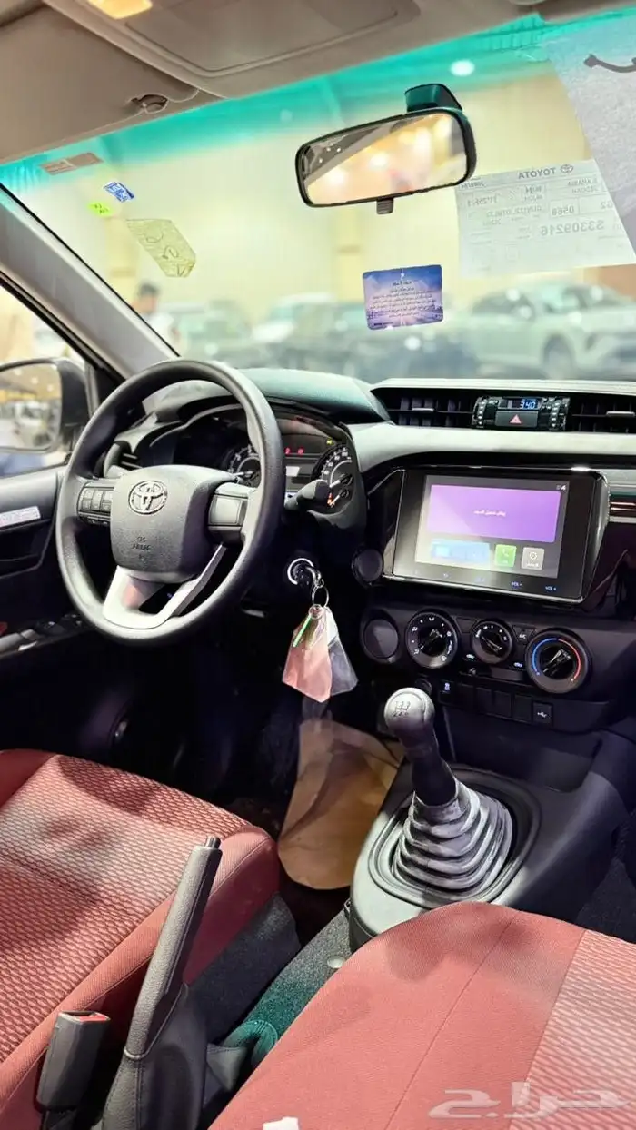 تويوتا هايلكس 2025 11