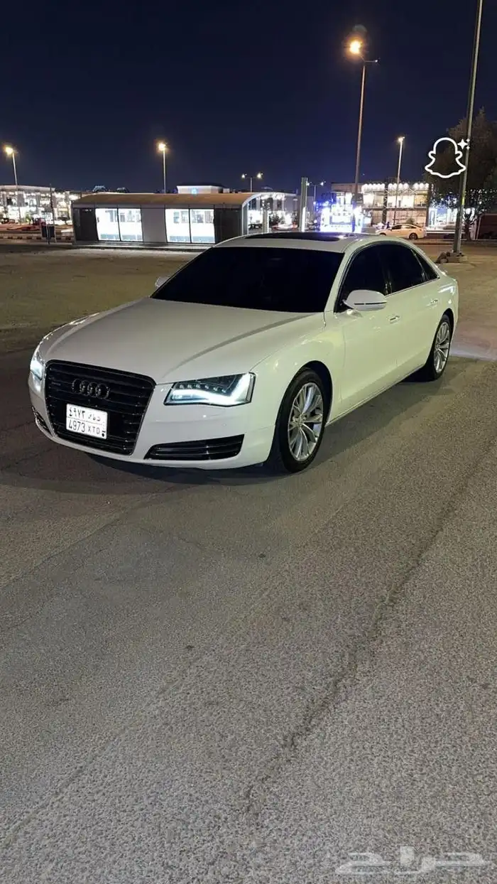 اودي 2012 A8 1
