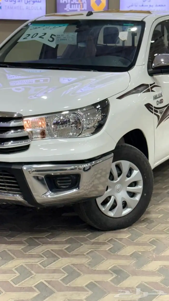 تويوتا هايلكس 2025 2