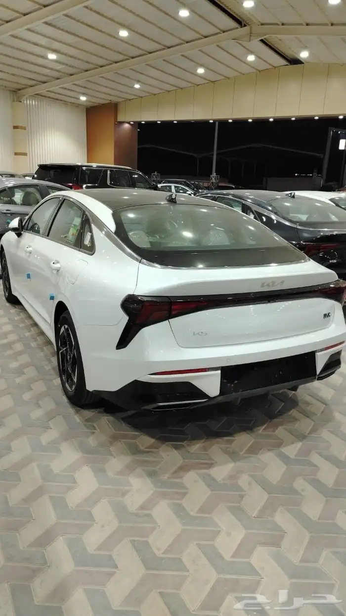 كيا K5 ستاندر مطور بصمة فتحة سقف 2025 كاش وتقسيط منتهي بالتم 5