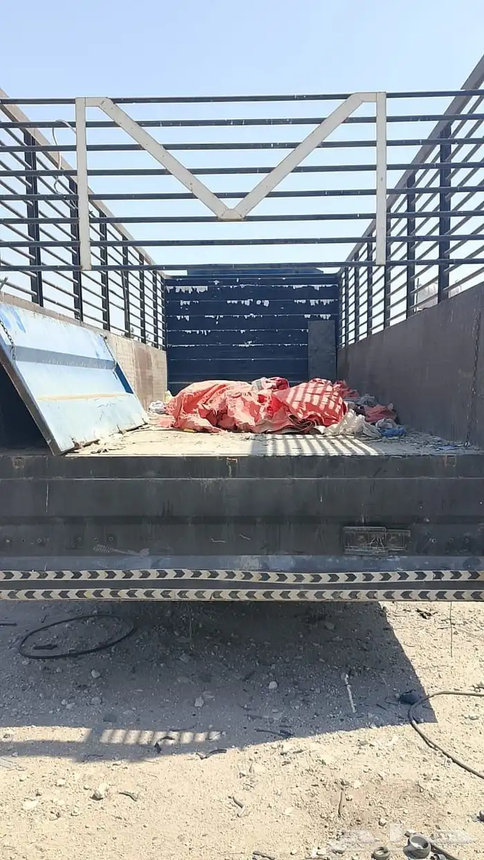 مرسيدس شاحنه 2004مسقطه 4سلندر 5