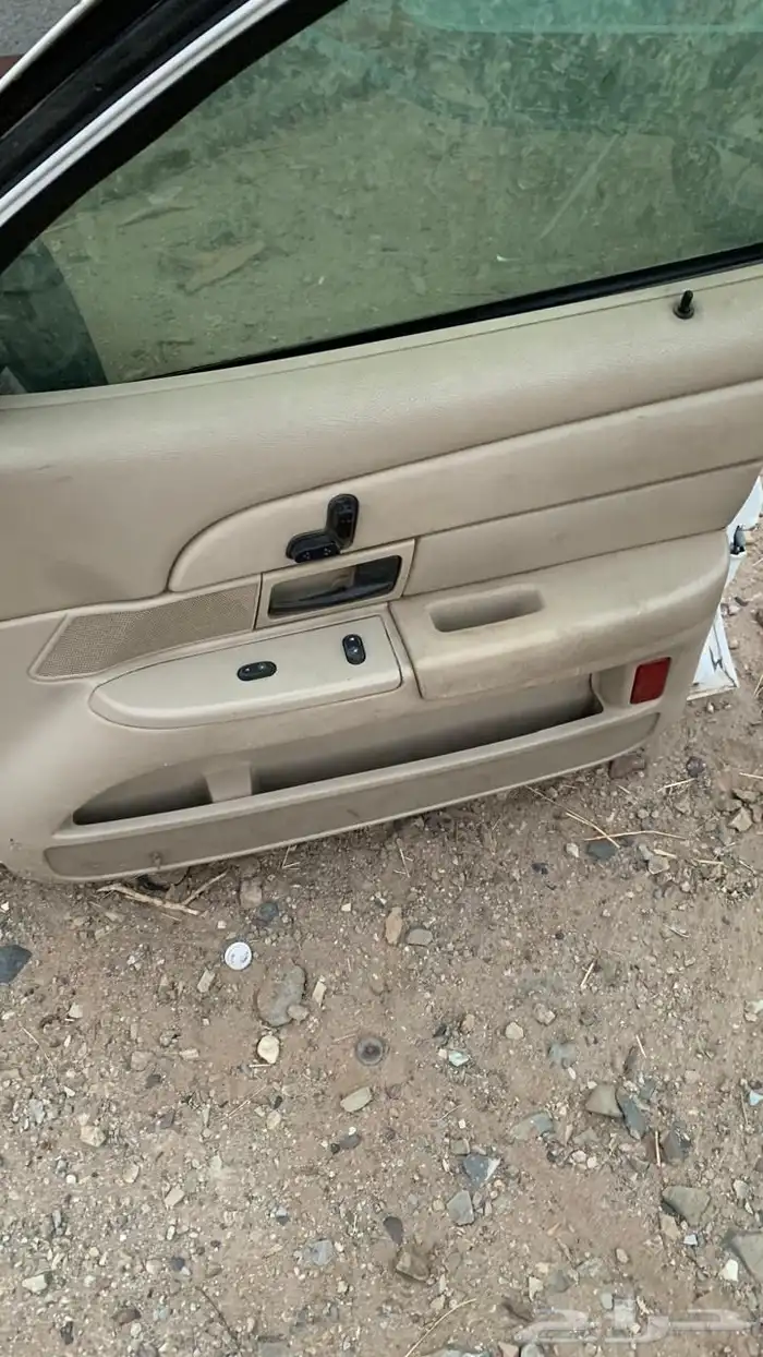 قطع فورد فكتوريا 8