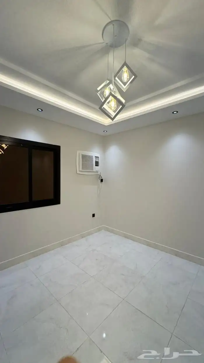 شقة فاخرة 4 غرف للإيجار بحي المروة 13