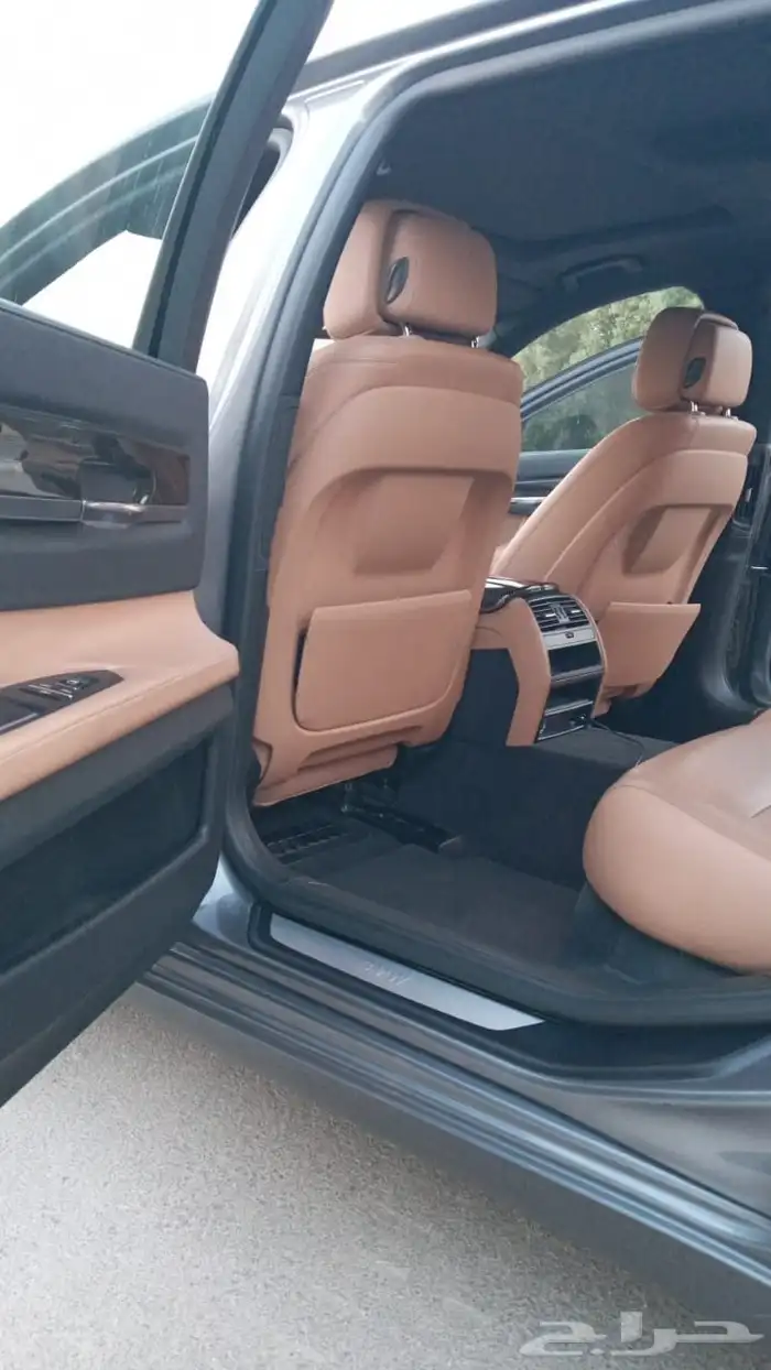 بي إم دبليو 740 موديل 2015 للبيع 7