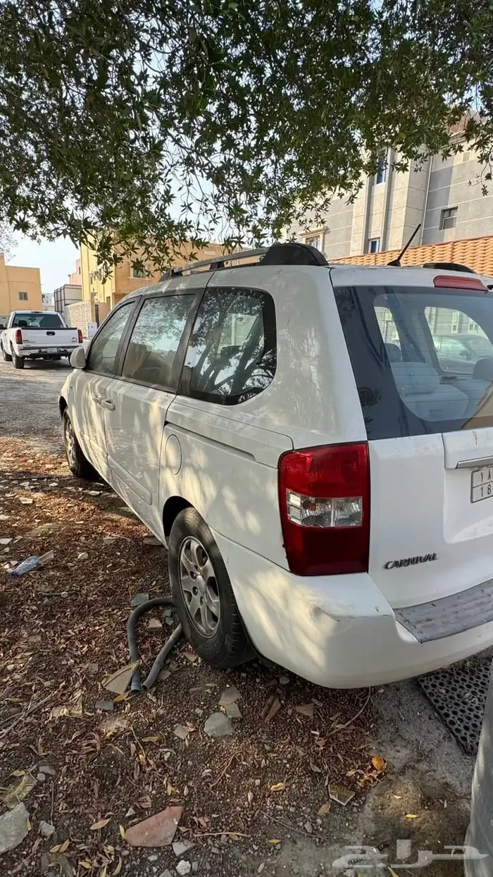 كيا كرنفال 2008 7